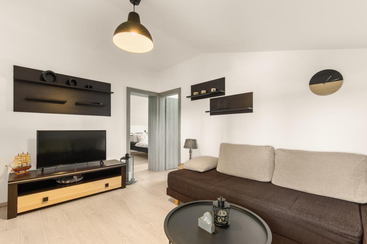 Apartman Dobrec Poreč Buitenkant foto