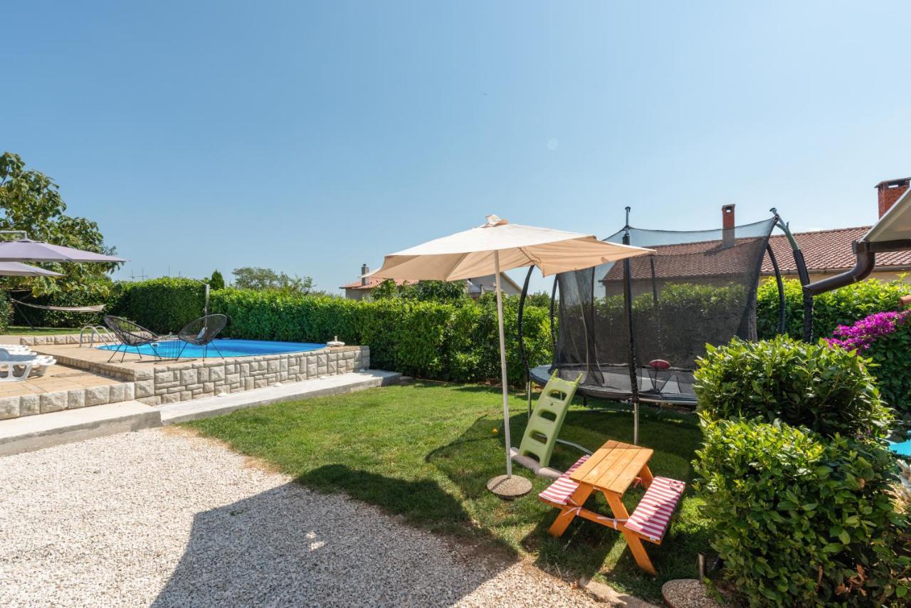 Apartman Dobrec Poreč Buitenkant foto
