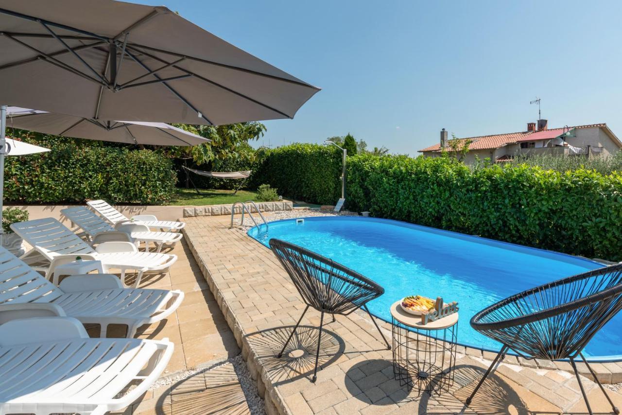 Apartman Dobrec Poreč Buitenkant foto