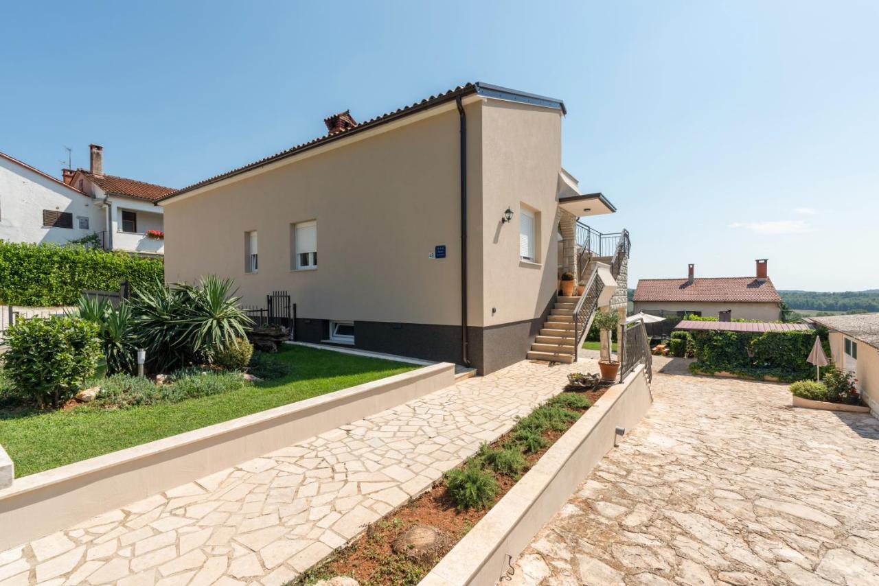 Apartman Dobrec Poreč Buitenkant foto